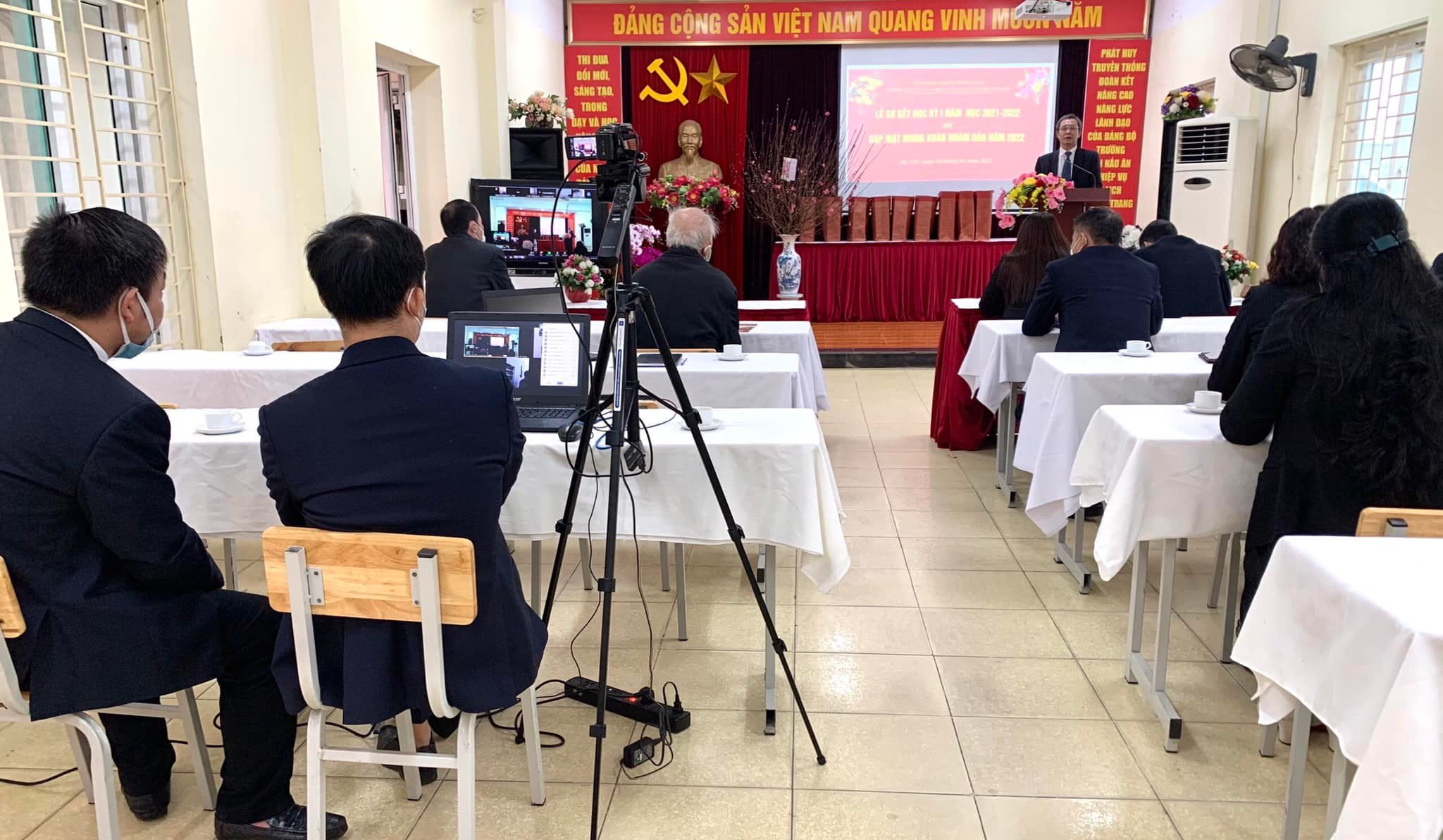 LỄ SƠ KẾT HỌC KÌ NĂM  HỌC 2021-2022 VÀ GẶP MẶT MỪNG XUÂN NHÂM DẦN 2022.