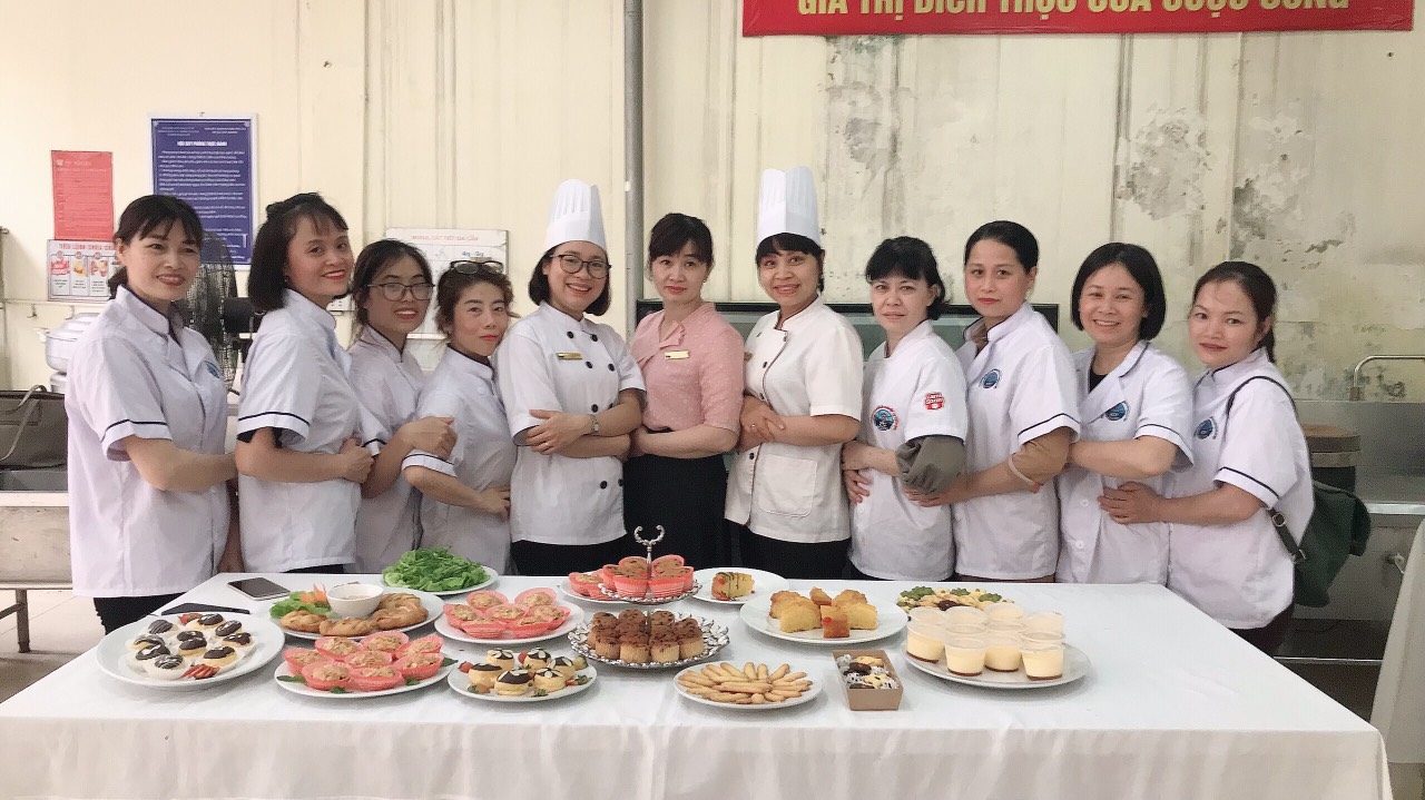 LỚP NH. BÁNH -K14