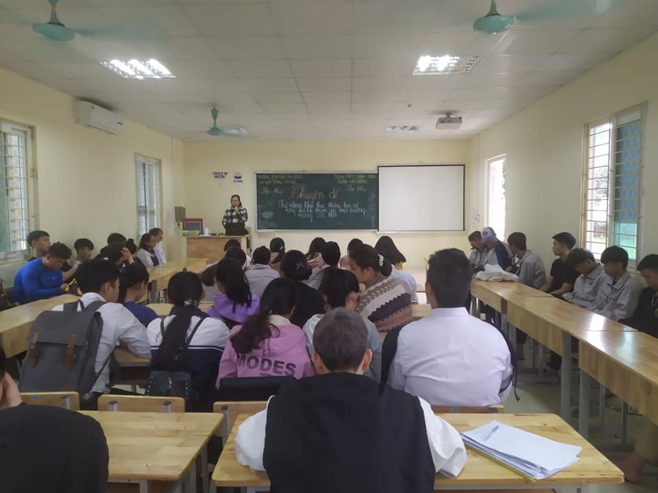 SINH HOẠT CHUYÊN ĐỀ KỸ NĂNG KHAI THÁC THÔNG TIN MẠNG - HỌC SINH SONG BẰNG