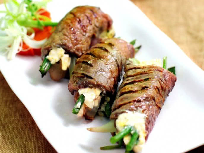 Cách làm món bò cuộn phomai