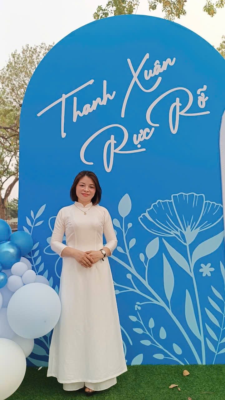 CÔ DƯƠNG THỊ HẠNH