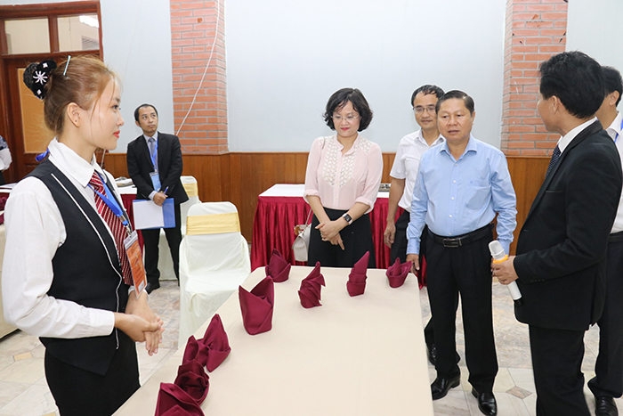 Nghiệp vụ lễ tân